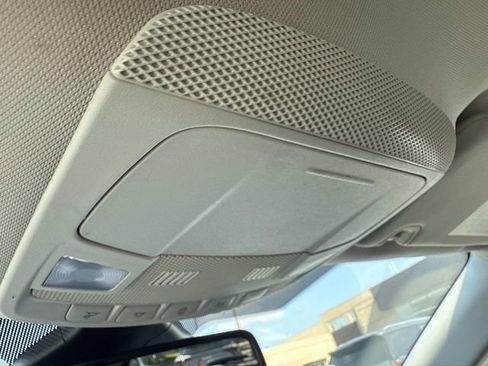 Used 2024 Ford Edge SEL image 28