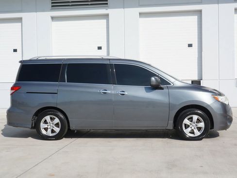 Used 2016 Nissan Quest SV image 15