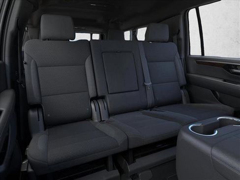 New 2026 Chevrolet Suburban LS w/ Max Trailering Package RWD image 17