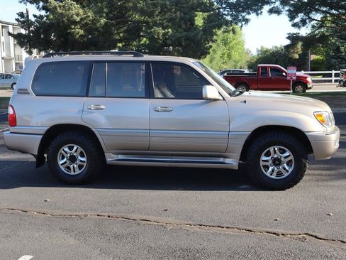 Used 1999 Lexus LX 470 4WD image 3