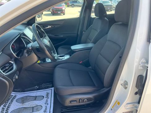 Used 2024 Chevrolet Malibu LT w/ Sport Edition FWD image 12