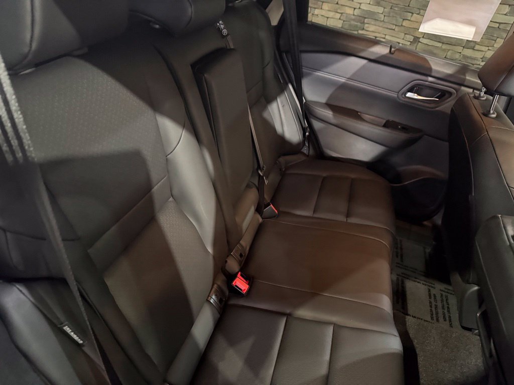 Certified 2026 Nissan Rogue SV w/ SV Premium Package FWD image 36