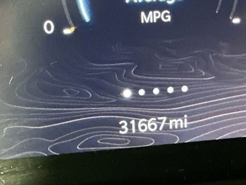 Used 2022 Jeep Grand Cherokee L Limited w/ Black Appearance Package image 17