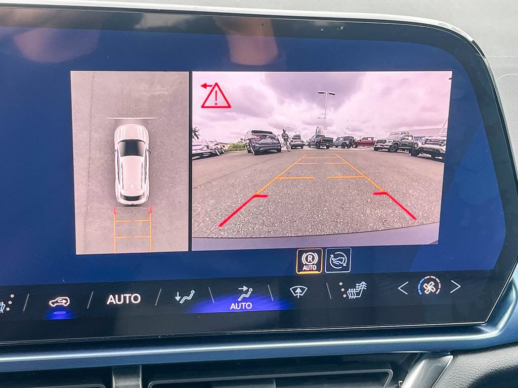 Used 2026 Chevrolet Equinox EV LT AWD/4WD image 22