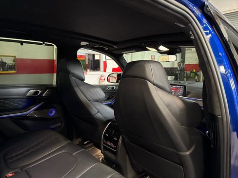 Used 2020 BMW X5 M Competition w/ Executive Package AWD/4WD image 22