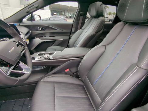 New 2026 Cadillac Lyriq V image 24