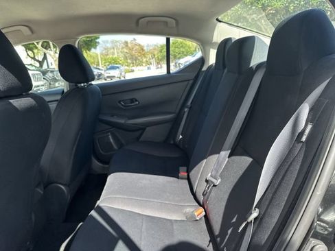 Used 2024 Nissan Sentra S FWD image 27