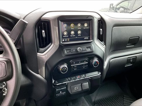 Used 2019 Chevrolet Silverado 1500 Custom Trail Boss w/ Custom Convenience Package AWD/4WD image 18