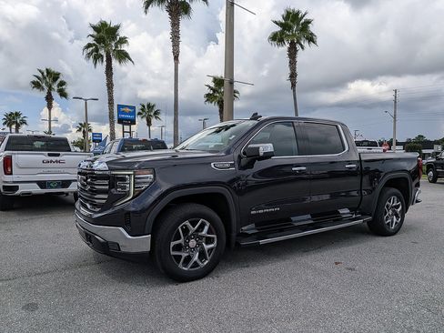 Certified 2024 GMC Sierra 1500 SLT w/ SLT Premium Package RWD image 14