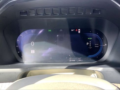 Used 2023 Volvo XC90 T8 Ultimate w/ Lounge Package image 26