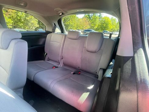 Used 2018 Honda Odyssey EX image 9
