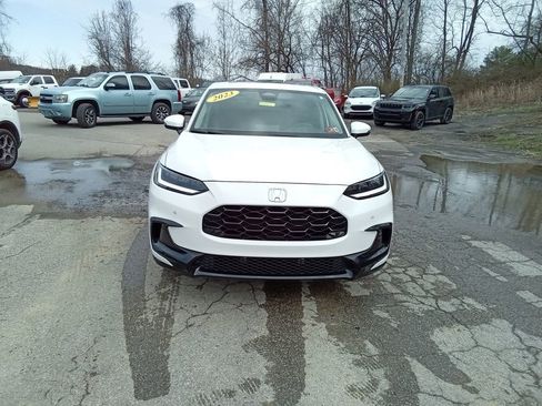 Used 2023 Honda HR-V EX-L image 9