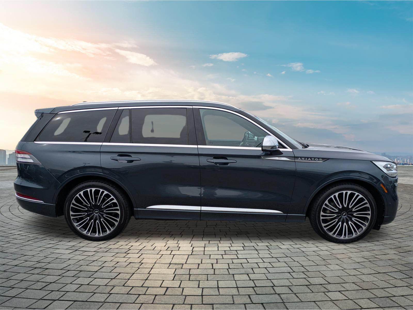 Used 2020 Lincoln Aviator Black Label w/ Dynamic Handling Package AWD/4WD image 4