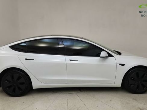 Used 2025 Tesla Model 3 Long Range AWD/4WD image 28