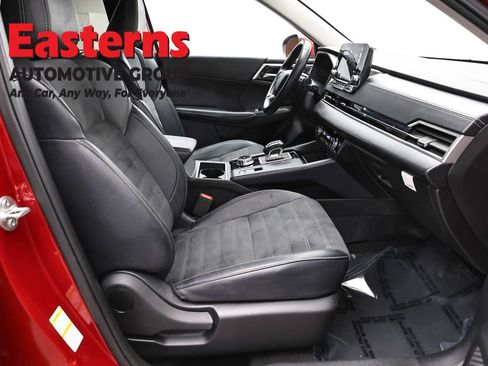 Used 2024 Mitsubishi Outlander SE AWD/4WD image 23