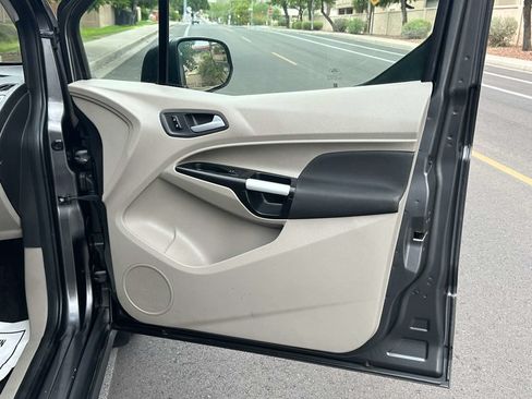Used 2017 Ford Transit Connect XLT FWD image 40