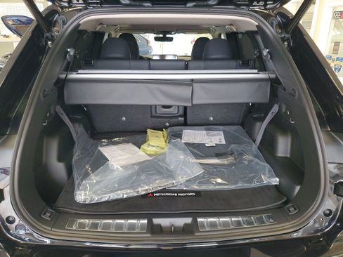 New 2026 Mitsubishi Outlander SEL image 27