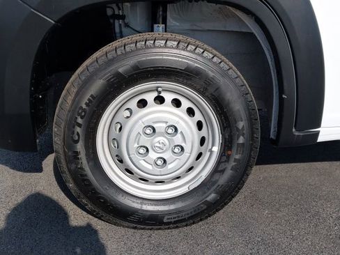 Used 2025 RAM ProMaster 2500 w/ Convenience Group image 15