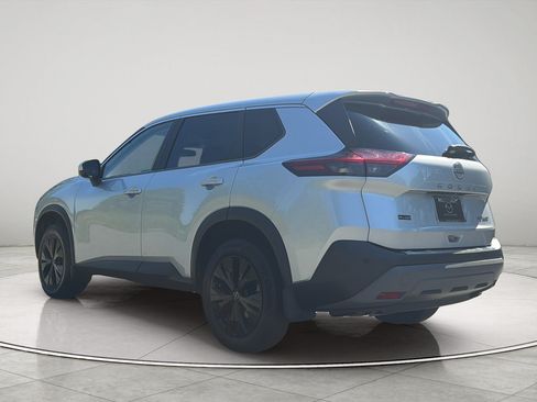 Used 2023 Nissan Rogue SV AWD/4WD image 5