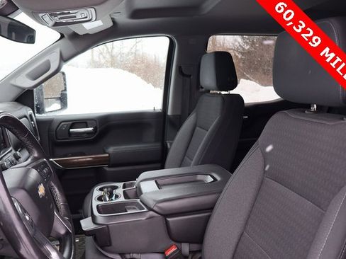 Used 2020 Chevrolet Silverado 1500 LT w/ All-Star Edition image 9