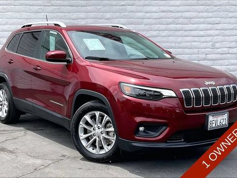 Used 2019 Jeep Cherokee Latitude w/ Popular Appearance Group FWD image 11