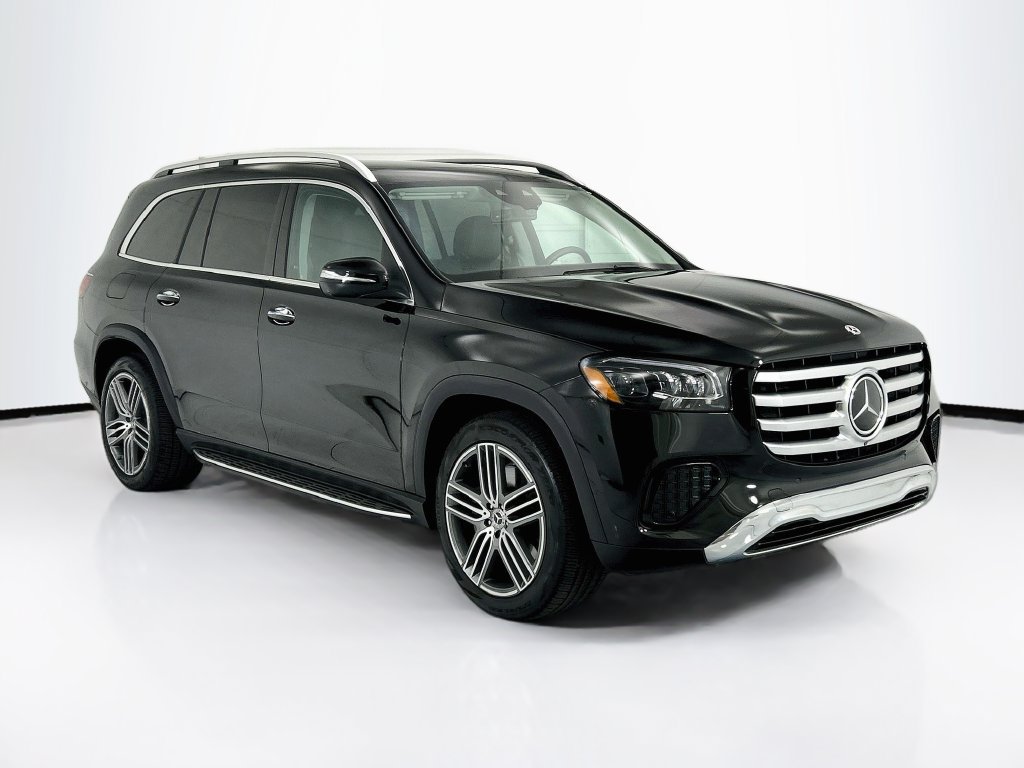 Certified 2026 Mercedes-Benz GLS 450 4MATIC image 3