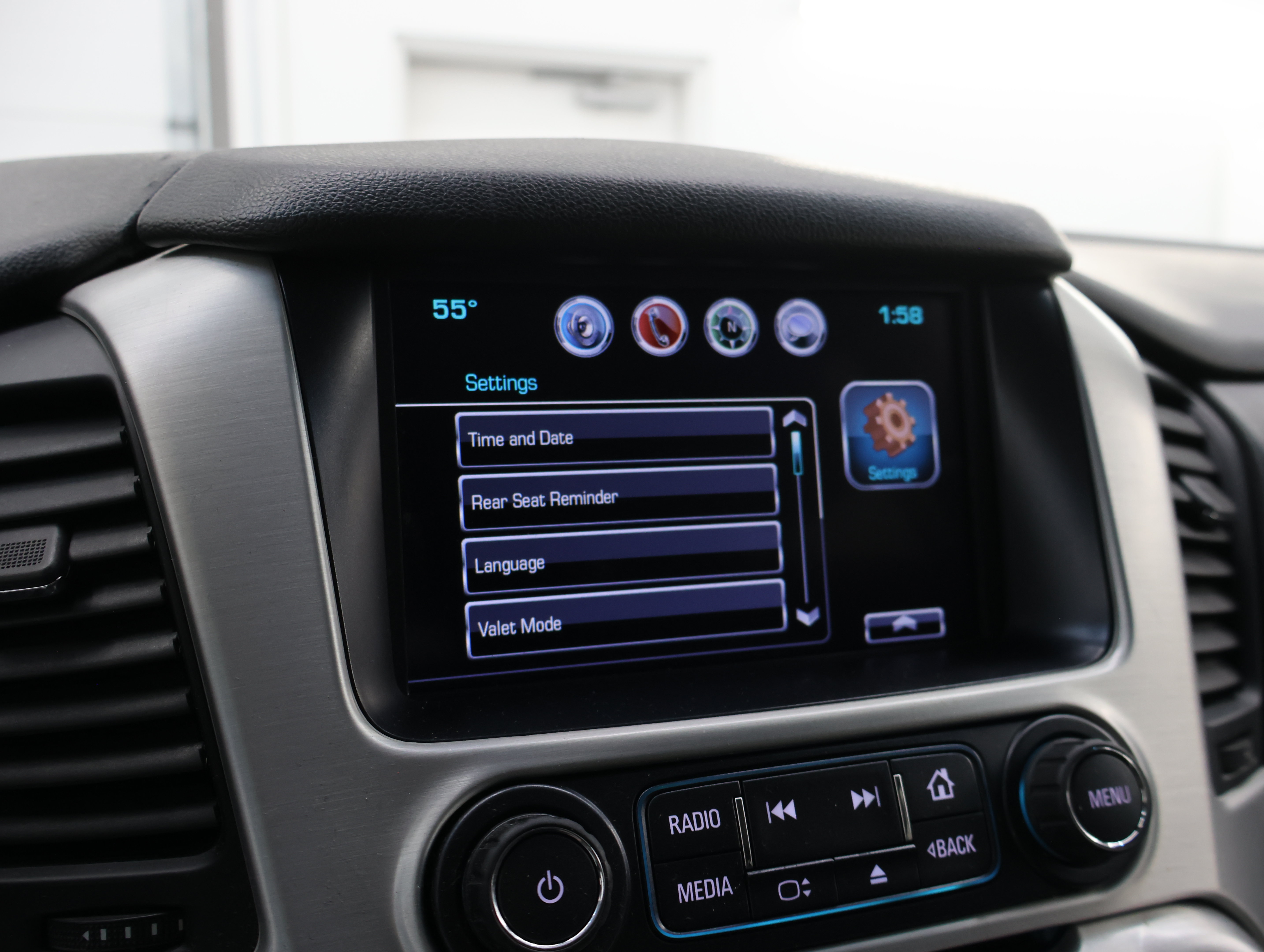 Used 2018 GMC Yukon SLE w/ SLE Value Package AWD/4WD image 51