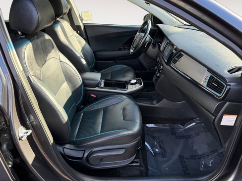 Used 2019 Kia Niro EX Premium image 19