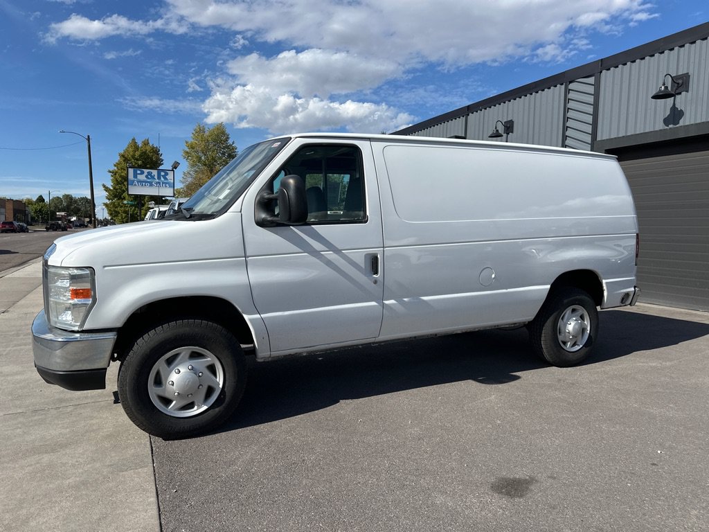 Used 2008 Ford E-250 and Econoline 250 RWD image 1