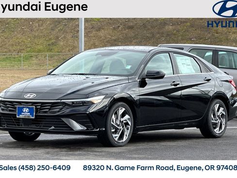 New 2025 Hyundai Elantra Limited image 9