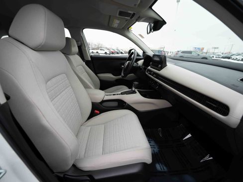 Certified 2023 Honda HR-V LX image 27