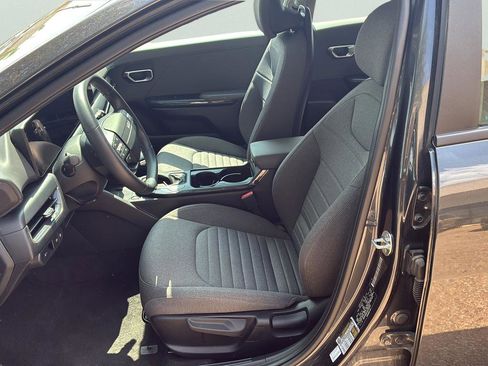 Used 2025 Kia K4 EX FWD image 22