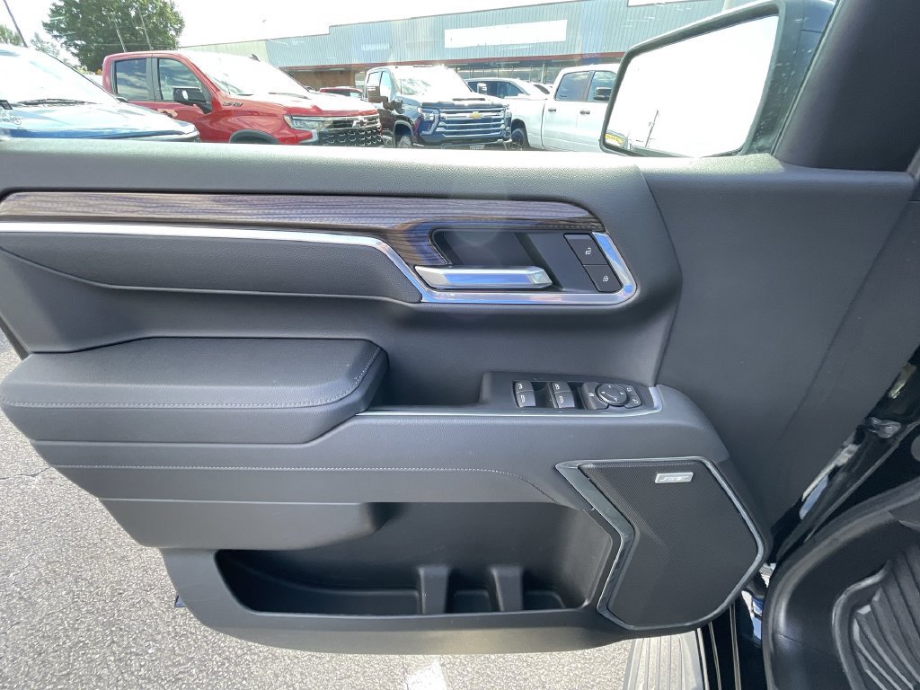 Used 2026 Chevrolet Silverado 1500 RST AWD/4WD image 21