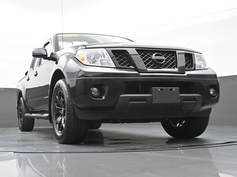 Used 2020 Nissan Frontier SV w/ Midnight Edition Floor Mats image 50