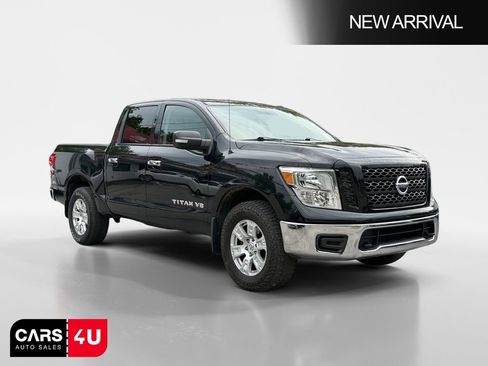 Used 2019 Nissan Titan SV AWD/4WD image 1
