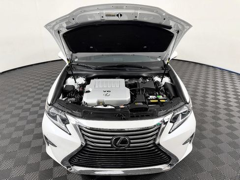 Used 2016 Lexus ES 350 w/ Luxury Package w/Wood Trim FWD image 21