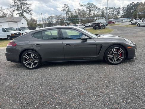 Used 2014 Porsche Panamera GTS AWD/4WD image 4