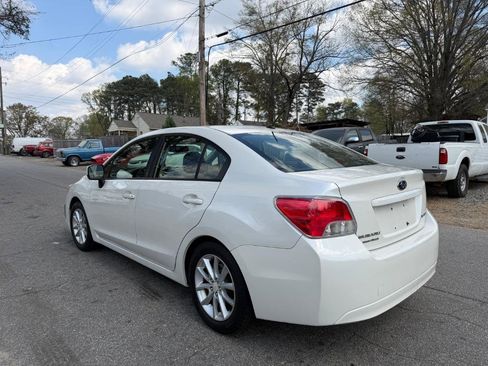 Used 2014 Subaru Impreza 2.0i Premium w/ All-Weather Package w/CVT image 7