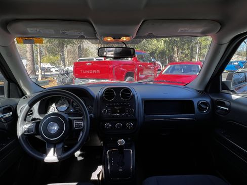 Used 2016 Jeep Patriot Sport w/ Power Value Group image 31