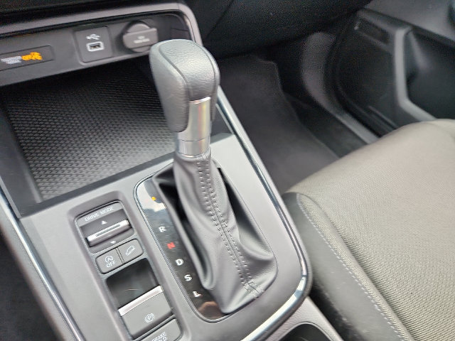 Used 2024 Honda CR-V LX image 15