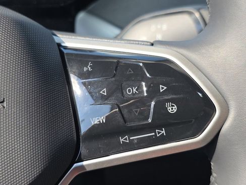 New 2025 Volkswagen ID. Buzz Pro S image 16