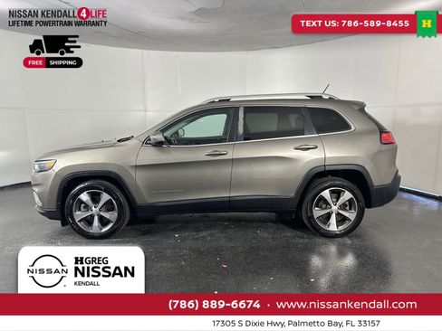 Used 2021 Jeep Cherokee Limited image 7
