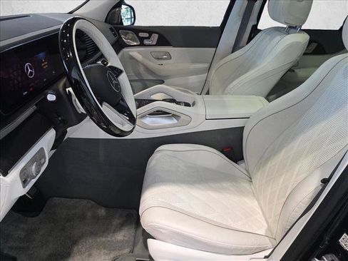 Certified 2024 Mercedes-Benz Maybach GLS 600 4MATIC image 16