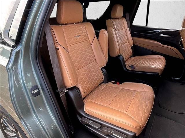 Used 2023 Cadillac Escalade Sport w/ Touring Package RWD image 25
