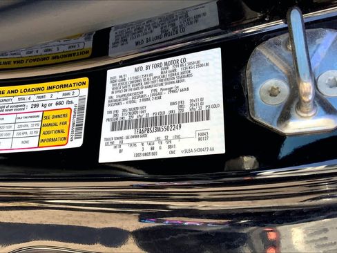 Used 2021 Ford Mustang Shelby GT500 w/ Technology Package image 32