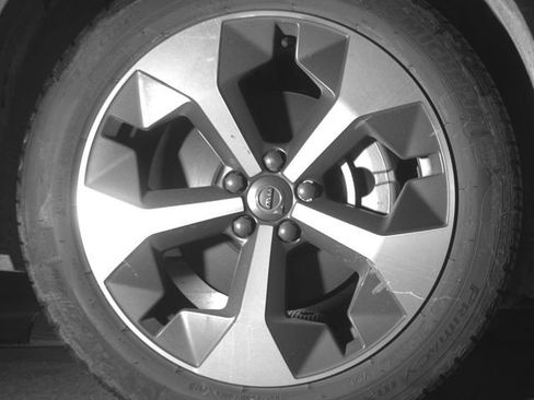 Used 2023 Volvo XC40 B5 Plus w/ Driver Assist Package image 41