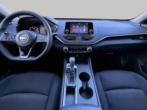 Certified 2024 Nissan Altima 2.5 S FWD image 16