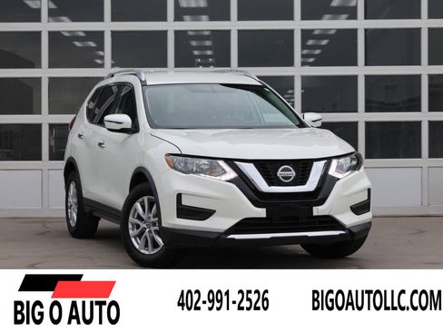 Used 2018 Nissan Rogue SV FWD image 1