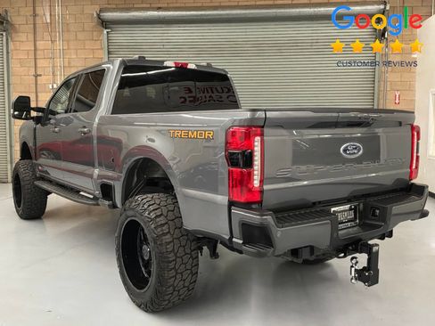 Used 2023 Ford F250 Lariat w/ Lariat Ultimate Package AWD/4WD image 7