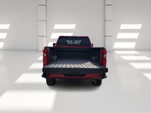 Used 2023 Chevrolet Silverado 2500 High Country w/ Technology Package image 5